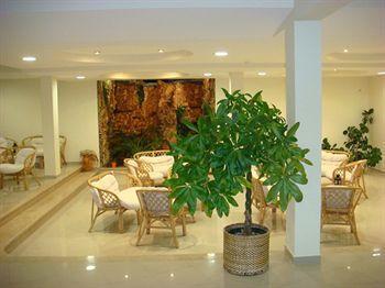 Residencia Santa Marta Hotel Tomar Exterior foto